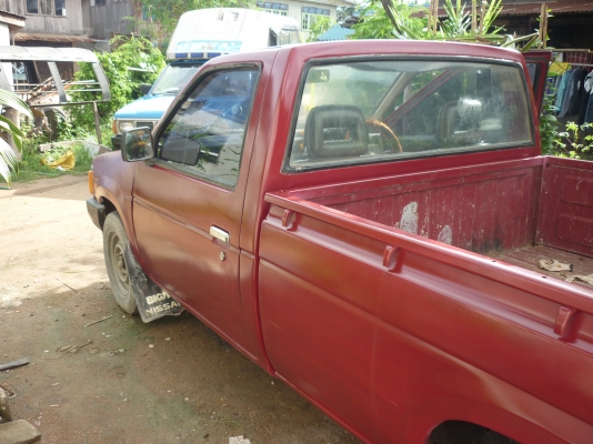 ขายNISSAN BIG M ฝาแดง พร้อมใช้งานได้เลย ขายNISSAN BIG M ฝาแดง พร้อมใช้งานได้เลย