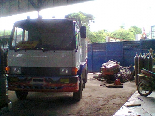 ขายดั้มพ์ 6 ตัน กระบะ370 (ต่อดั้มพ์ใหม่) 950000 บาท