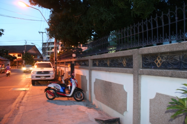 ขายที่ดิน 1 ไร่พร้อมสิ่งปลูกสร้าง อยู่พัทยาใต้ ขายที่ดิน 1 ไร่พร้อมสิ่งปลูกสร้าง อยู่พัทยาใต้