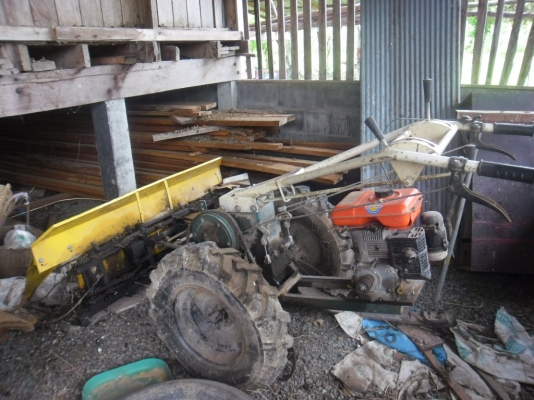 เครื่องเกี้ยวข้าว สวยนะครับ สนใจโทรมานะครับ