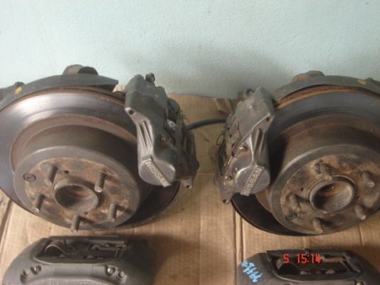 เบรค R33 หน้า เบรค R33 หน้า