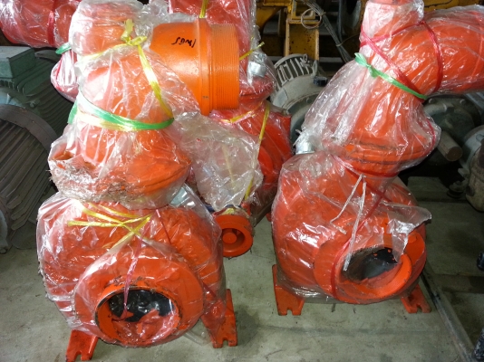 ขายปั้มน้ำขนาด เข้า 4นิ้ว ออก4 นิ้วของใหม่คับ 089-8374018