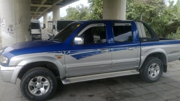 ขายมาสด้า โฟวิล 4 ประตู