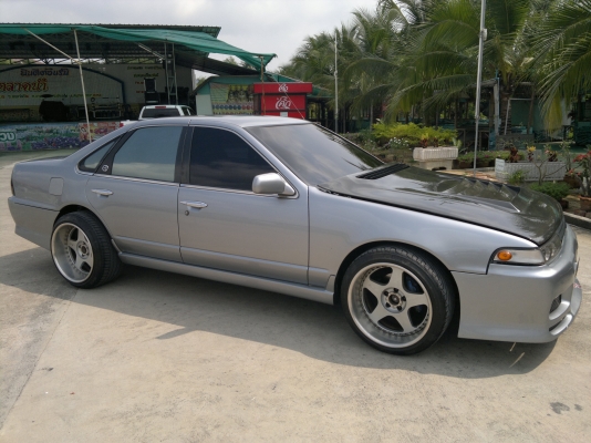 ขายA31แต่งสวยๆเครื่อง rb25โบ เกียร์ออโต้ ชุดแต่ง เครื่องเสียงแน่นๆ