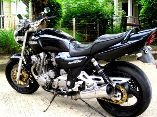 <<<<<Yamaha XJR 1200 ปี 97 ของเเต่งเยอะ >>>>>