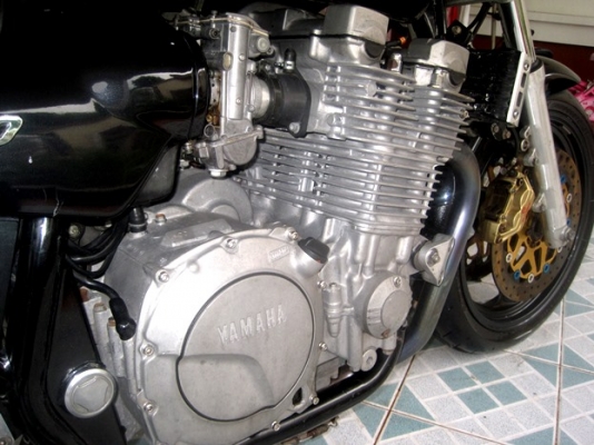 <<<<<Yamaha XJR 1200 ปี 97 ของเเต่งเยอะ >>>>>