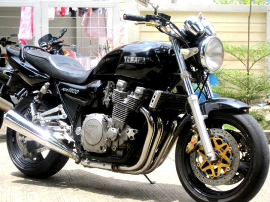<<<<<Yamaha XJR 1200 ปี 97 ของเเต่งเยอะ >>>>>