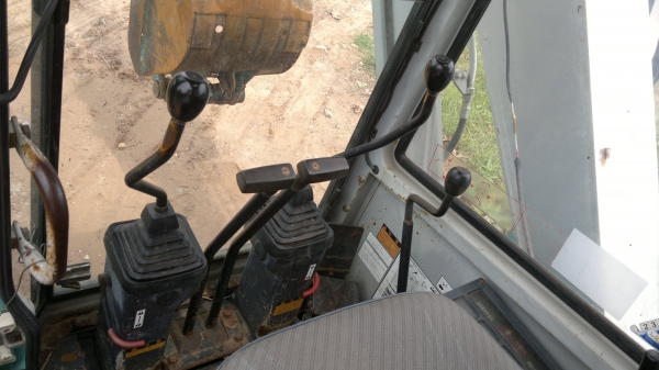 ขายรถแบคโฮ KOMUTSU PC75UU เก่า-นอก ญี่ปุ่นแท้ๆ รถ 2000 ช.ม ขายรถแบคโฮ KOMUTSU PC75UU เก่า-นอก ญี่ปุ่นแท้ๆ รถ 2000 ช.ม