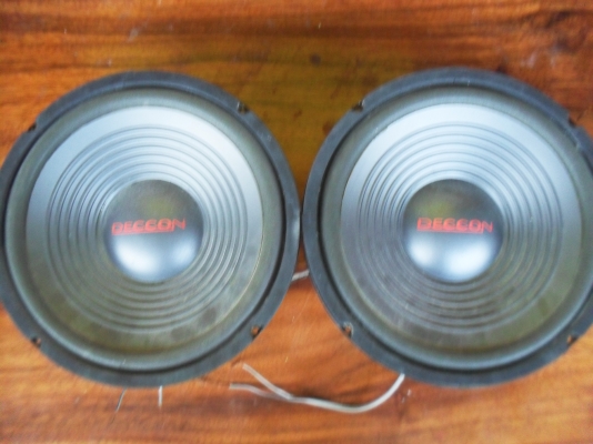 ลำโพง  DECCON 10'' 300 W  4-8 โอห์ม