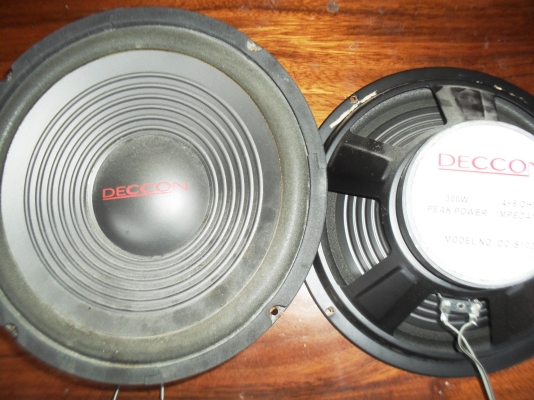ลำโพง  DECCON 10'' 300 W  4-8 โอห์ม