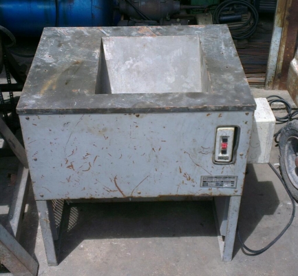 Sell> เครื่องย่อยกระดาษครับ พร้อมใช้งาน เป็นของทางราชการ ใช้งานได้ดีครับ นครปฐม