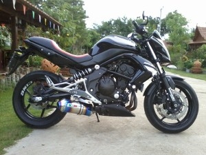 ขาย kawasaki er6n 650 cc.ทะเบียนพร้อมโอน