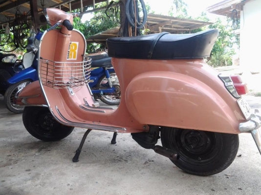 ขาย vespa 100 no book ราคา 32500 บาทครับ