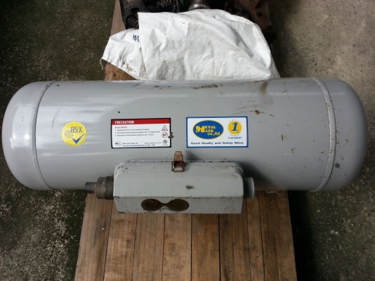 ขายถูกถังแก๊ส LPG ยกลงจากรถบรรทุก 4ล้อ สภาพดี