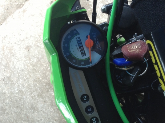 ขายKsrปี2011สภาพ95\%วิ่ง4000
