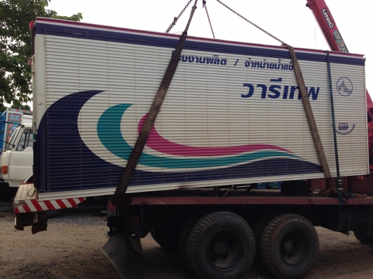 ขายตู้สแตนเลสใส่น้ำแข็ง ยาว5.5เมตร ขายตู้สแตนเลสใส่น้ำแข็ง ยาว5.5เมตร