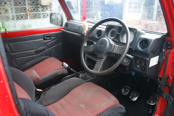 ขาย SUZUKI CARIBIAN สีแดง ปี1989 สภาพดีวางเครื่อง วีทาร่าเครื่อง1600 คาร์บูร์ ขาย SUZUKI CARIBIAN สีแดง ปี1989 สภาพดีวางเครื่อง วีทาร่าเครื่อง1600 คาร์บูร์