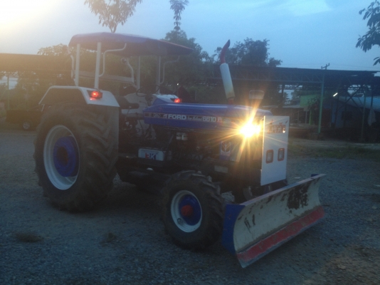 รถไถ ford 6610 สวย สวย รถไถ ford 6610 สวย สวย