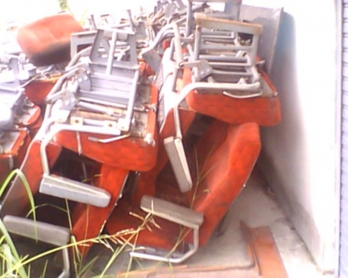 ขายเบาะรถเเอร์จากตัวถังปาตาเน่สวยๆ20000บาทครับเหลือไม่ถึง3ชุดเเล้วนะครับหมดเเล้วหมดเลยครับ ขายเบาะรถเเอร์จากตัวถังปาตาเน่สวยๆ20000บาทครับเหลือไม่ถึง3ชุดเเล้วนะครับหมดเเล้วหมดเลยครับ