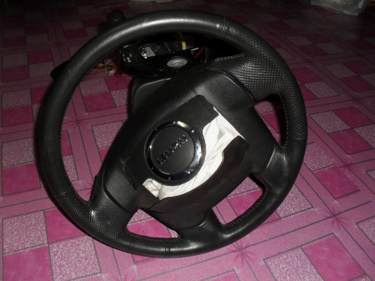 ขายวงพวงมาลัย D-MAX Gold series airbag ปี2008 สีดำสวยๆครบชุดครับ