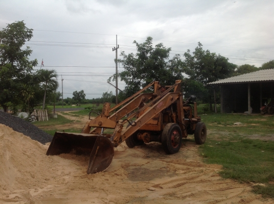 ขายรถตัก KOMATSU SD20 มาก่อนได้ก่อนครับ (085-1400605)