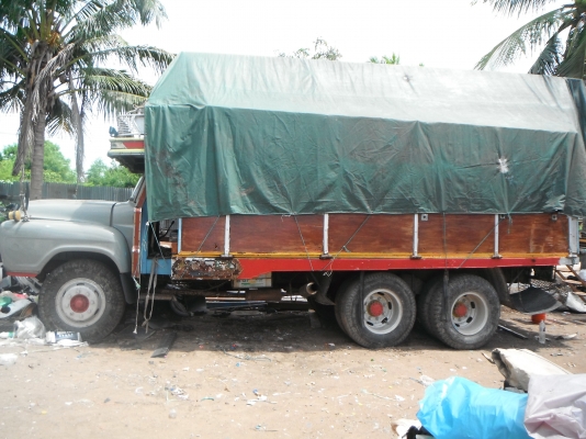 สิบล้อหัวยาว