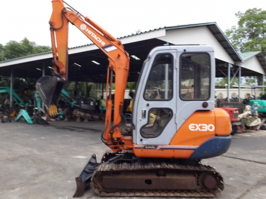 ขาย รถขุดเล็ก HITACHI รุ่น EX30 มีเก๋ง แทร็กเหล็ก มือสองญี่ปุ่น