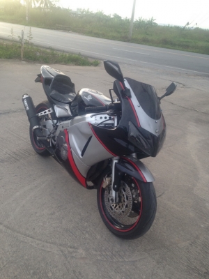ขาย HONDA CBR400 ทะเบียนแท้ พร้อมโอน แฟริ่งแต่ง ท่อแต่ง ยางใหม่