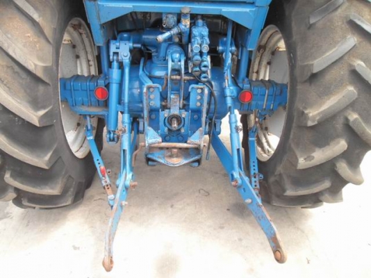 FORD 6610 4WD ,เกียร์ทอร์ก,เสื้อลาย,เทอร์โบ ราคาถูก นำเข้าจากประเทศอังกฤษ ยังไม่ได้ใช้งานในไทย เอกสารครบพร้อมโอน โทร.089-6222190