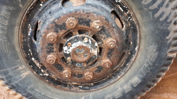 ขายด่วนไอ้หลงโบซีเรียนสูง MITSUBISHI FN527MTF5582 สองเพลาไม่ดั้มกระบะมิเนียมสวยจัดมีลำโพงลากลูกสภาพพร้อมใช้สุดๆรีบโทร 0843923995 0811838154