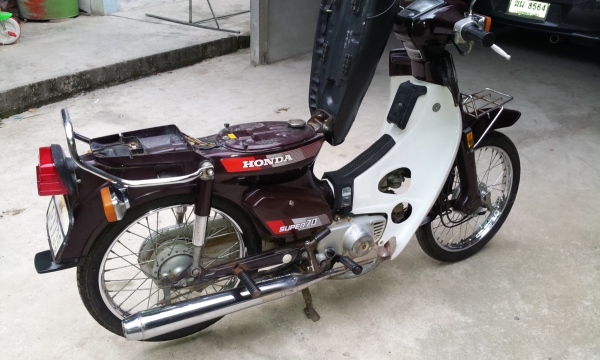 ขาย Honda  c70 super ภาษีเต็ม ทบ.โอน  15,500 บาท