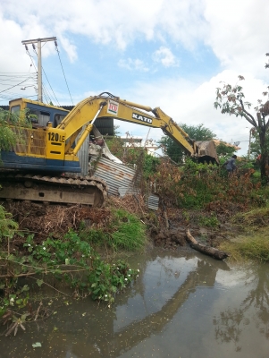 ขาย kato  hd450     ขนาดเท่า120  สภาพพร้อมลุยงาน แอร์หนาว เหนือกว่า120-3เยอะ