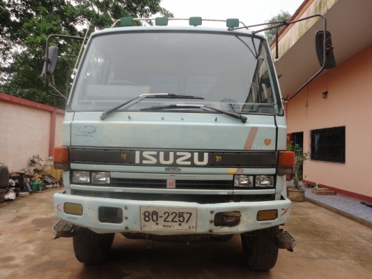 ขายรถบรรทุก 10ล้อดั้มพ์ 2เพลา ISUZU ROCKY 240แรงม้า นางฟ้าแท้