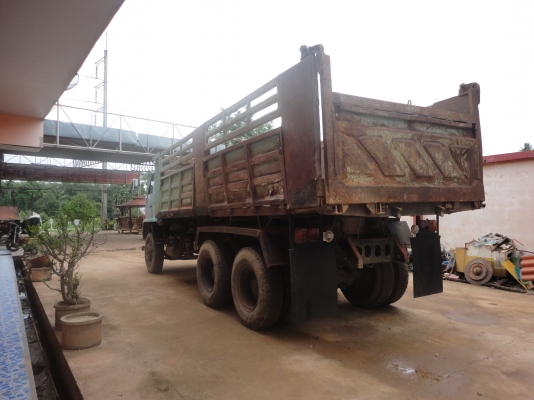 ขายรถบรรทุก 10ล้อดั้มพ์ 2เพลา ISUZU ROCKY 240แรงม้า นางฟ้าแท้