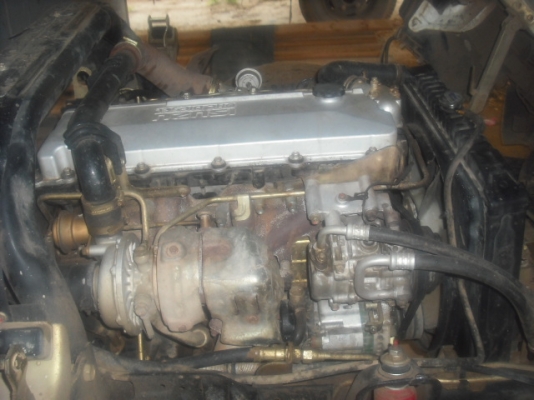 ขายรถบบรทุก 6ล้อ npr  145  แรงม้า