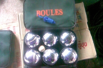 ชุดเปตอง 6 ลูกสภาพใหม่ครับสวยๆครับพร้อมแก่นและสายวัดครบชุดครับ ราคานี้คุ้มครับสวยๆครับ มีหลายชุดครับ