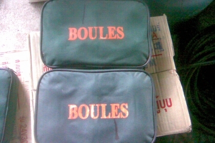 ชุดเปตอง 6 ลูกสภาพใหม่ครับสวยๆครับพร้อมแก่นและสายวัดครบชุดครับ ราคานี้คุ้มครับสวยๆครับ มีหลายชุดครับ