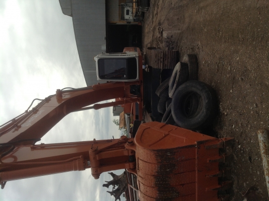 HLTACHL EX300  สภาพพร้อมใช้งานเครื่องเเรง ราคาคุยได้เจ๊อีอย0818021463