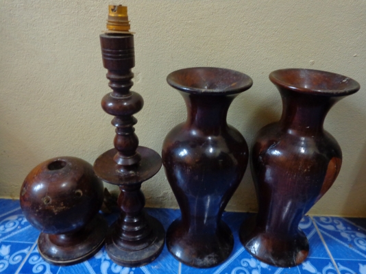 ขายแจกันไม้เก่าทั้งหมด