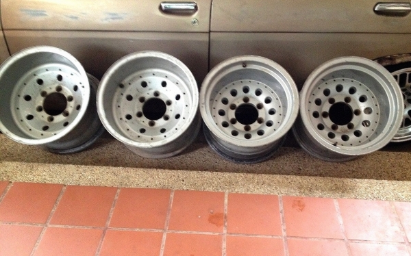 ***ปรับราคา***ขายล้อหยดน้ำขอบ 15x10 ใส่ 6 รู คู่ละลาย ออฟลึกมากก