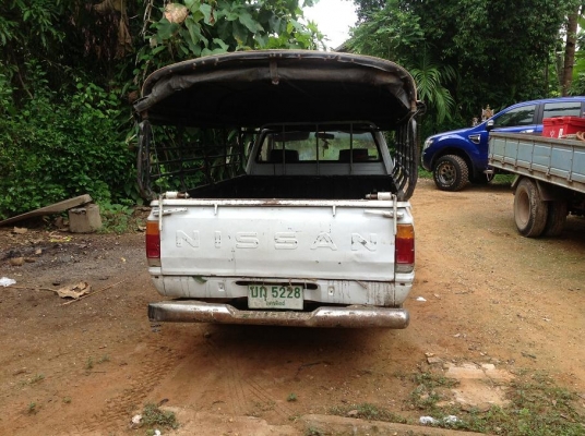 ขาย Nissan SD23 เครื่องดี คัสซีสวย อยู่ บ้านหัวดง อ.ลับแล ( คุณ เอกชัย จ.น่าน มัดจำแล้ว ) ขาย Nissan SD23 เครื่องดี คัสซีสวย อยู่ บ้านหัวดง อ.ลับแล ( คุณ เอกชัย จ.น่าน มัดจำแล้ว )