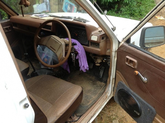 ขาย Nissan SD23 เครื่องดี คัสซีสวย อยู่ บ้านหัวดง อ.ลับแล ( คุณ เอกชัย จ.น่าน มัดจำแล้ว ) ขาย Nissan SD23 เครื่องดี คัสซีสวย อยู่ บ้านหัวดง อ.ลับแล ( คุณ เอกชัย จ.น่าน มัดจำแล้ว )