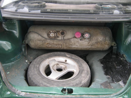 นิสสัน EX SAL00N ปี93 แก๊สLPGตามสภาพ สีสวย เอกสารชุดพร้อมโอน29000ต่อรองได้