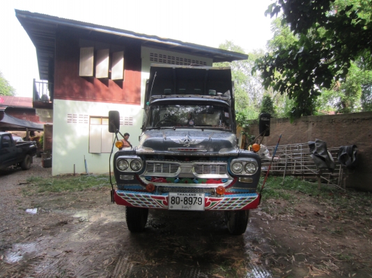 หกล้อหัวยาวดั๊ม หกล้อหัวยาวดั๊ม