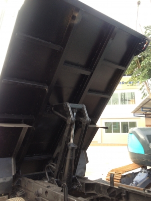 ขาย6ล้อดั้ม HINO สมอ เครื่องJO7Cพร้อมดั้ม ดั้มนอก4ตัน กระบะต่อใหม่ กระบะยาว3.7เมตร กว้าง2.15เมตร สูง9.60CM เอกสารอินวอย์ ใบขน ใบคุม 795,000บาท สนใจติดต่อ 086-0801238