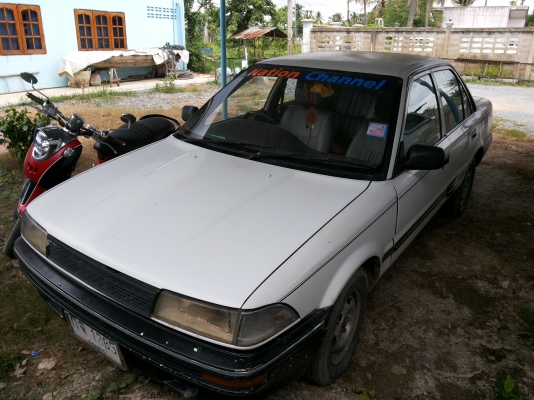 ขายCOROLLA - 1.3 MT ปี88 49,000.- โทร.089-8289528