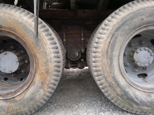 ขายรถISUZU JCM 10ล้อ เพลาเดียว เครื่อง 6BF1 175 แรงม้า วางหัวร็อกกี้