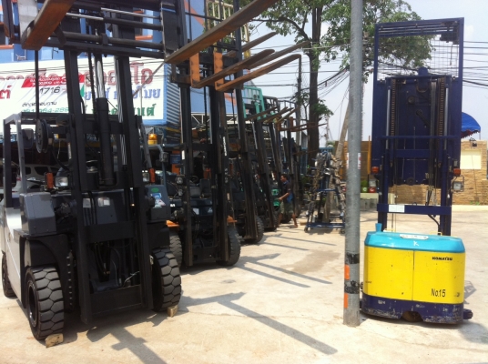 ขายฟอร์คลิฟต์นำเข้าจากญี่ปุ่นแท้+++ สินค้าจะมาถึงร้านแล้วครับ จาก JAPAN !!! แท้จากญี่ปุ่นครับ รับประกัน เครื่องยนต์และระบบไฮโดรลิค 6 เดือน ขายฟอร์คลิฟต์นำเข้าจากญี่ปุ่นแท้+++ สินค้าจะมาถึงร้านแล้วครับ จาก JAPAN !!! แท้จากญี่ปุ่นครับ รับประกัน เครื่องยนต์และระบบไฮโดรลิค 6 เดือน