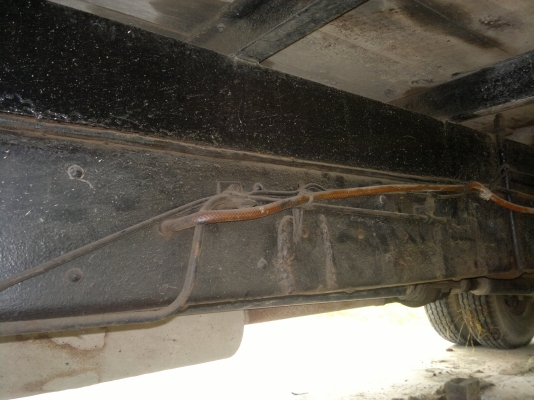 ขายรถ HINO KM350 เครื่องเดิม ตู้แห้ง  ไม่มีทะเบียน รถพร้อมใช้งาน