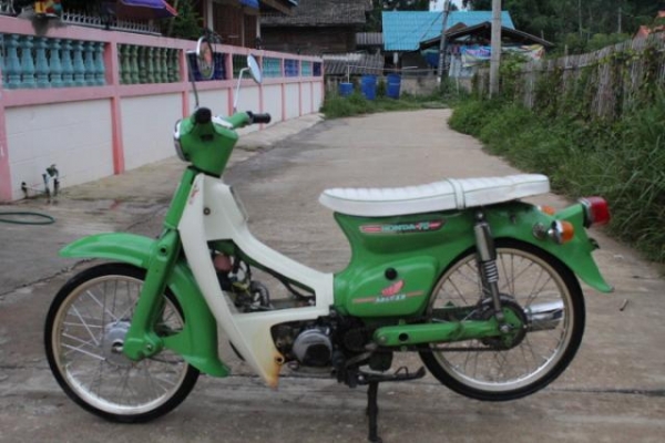 C70แปลงเครื่องเวฟ100โครงมีทะเบียนพร้อมชุดโอนขาย12800บาท